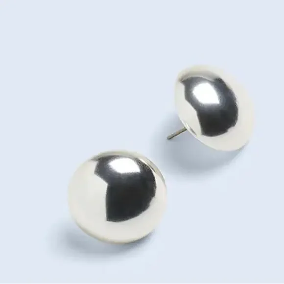 Madewell Button Stud Earrings Silver Dome Pierced NWT - Picture 6 of 6